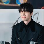 Lee Dong-wook Instagram - - 동욱 배우의 영화 과 함께 따뜻하고 설렘 가득한 연말 보내게 해주세요🙏🏻 - 포스트 보러 가기 👉🏻 https://naver.me/xui44wPX - 🎬 영화 11월 29일 극장 개봉 ✔️ - #이동욱 #LeeDongWook #李栋旭 #욱스타그램 #싱글인서울 #SingleinSeoul #영호