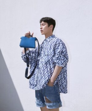 Lee Jae-wook Instagram - 시원..💙

#ad #FendiPeekaboo #InLoveWithMyPeekaboo #Fendi @fendi @silviaventurinifendi