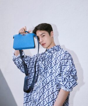 Lee Jae-wook Instagram - 시원..💙

#ad #FendiPeekaboo #InLoveWithMyPeekaboo #Fendi @fendi @silviaventurinifendi