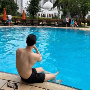 Lee Jae-wook Instagram - 🐋😎