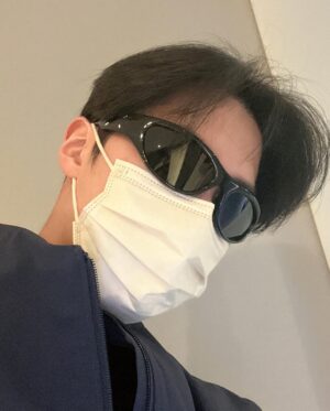 Lee Jae-wook Instagram - 🖤