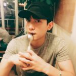 Lee Jung-hyuk Instagram - 촬영 가기전 빙수!🍧#mitchellness #공항가는길