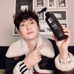 Lee Jung-hyuk Instagram - 벌써 거의 8년째 함께 하고있는 매니져형이( @___________silver ) 처음으로 선물을 줬다 근데 자꾸 서울대에서 만들었다는둥 이걸로 감으면 머리가 안빠진다는둥 얘기를 하는거 보면 아마도 그냥 선물은 아닌거같다. 이런걸 원한듯하다... #약콩 #서울대에서만든샴푸 #이걸로감으면머리안빠져요샴푸