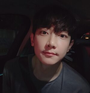 Lee Jung-hyuk Instagram - 공연 끝나면 항상 배가 너무 고프다...
그래서 #콩나물국밥

그리고 항상 그랬으면 이라고 기도하고 노력하고 있는 요즘인데...나라는 올리버에 공감해주시는 분이 계시다는 편지에 너무나도 감동하고 용기 얻었습니다! 진심으로 감사드려요ㅠ
덕분에 국밥도 더 맛있게 먹었습니다ㅎ