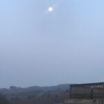 Lee Oi-soo Instagram - 조국 딸 표창장 하나만으로도 온 나라를 벌집 쑤셔댄 꼬라지로 시끄럽기 그지없게 먼들었던 기레기 새퀴들아. 윤석열 장모 사건 터졌는데 왜 일제히 적막강산에 먼 산 바라보기냐. 무슨 찰떡으로 아가리를 처막았냐 아니면 누가 자판 못 치게 손가락을 절단해 버렸냐.