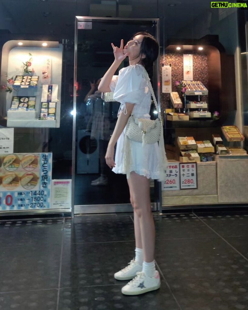 Lee Sun-mi Instagram - 안녀엉ㅇ Nagoya, Japan 名古屋、日本