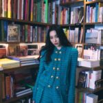 Lee Sun-mi Instagram - 🩶 📸 @leedongz Paris, France