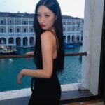 Lee Sun-mi Instagram – Beautiful moments in Venice @goldengoose 

#HAUSofDreamers #GoldenGoose 
#하우스오브드리머 #골든구스 Venice, Italy