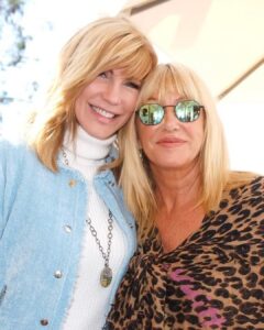Leeza Gibbons Instagram - Gutted, but grateful. Not ready to say goodbye to my friend Suzanne Somers. But what a magnificent life. She was a star, and she loved being that source of light and beauty. She was a healer and she never said no to anyone looking for guidance and inspiration. She was a friend who let herself be vulnerable enough to be seen. She was a little girl, a sexy siren and the rock- solid center of her family. She was a truth- seeker who was evolving right til the end. Suzanne Somers was so many things to her friends and fans but most of all, she was Alan's wife, having rarely spent a few hours, much less a few nights apart. Their love story did not follow a straight line, nor did her career. She made her own rules, broke the ones which didn't fit and never failed to try new things that had never been done before. From her poems to her products; from her books to her singing, she lived out loud. On purpose. Out front. Ambitious and generous , with lists of awards and loads of accomplishments, she was most proud of her extraordinary family - with whom she worked and loved and played , and for whom she was a bonfire of inspiration. Steven and I send our deepest love and support to them today. 💔 #suzannesomers #shineon