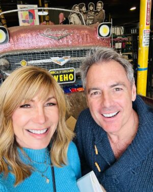 Leeza Gibbons Instagram - Got my cohost by my side-check✅
The bands are getting ready-check✅
The horses are standing by-check✅
And the final flowers are 
almost in place -check✅ 
Everything's coming up ROSES🌹  @rose_parade @marksteines @ktla_entertainment #newyear