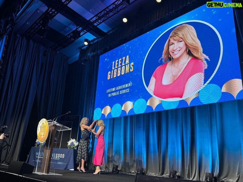 Leeza Gibbons Instagram - There was magic in the room ...we all felt it at the @multiplyinggood Jefferson Awards. This is like a red carpet event celebrating service! Yes! There should be a Nobel prize for those who show up to help others. That was the idea when Jacqueline Kennedy Onassis , Sam Beard and Sen Robert Taft Jr came up with the concept in the 70's. Since then, it has grown into a national movement to multiply good! I was so inspired by all the local unsung heroes who are changing the world as well as Shane Battier, Dr Paul Drescnack and others who set the bar for "doing good things" so high! Much gratitude to everyone involved on delivering a beautiful night to join voices in the mission to create a ripple effect where we can, with what we have. #service #multiplyinggood #celebrateservice #inspiration #gratitude