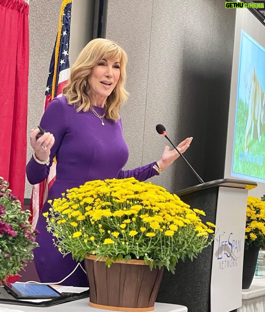 Leeza Gibbons Instagram - Making my case for finding the "upside to facing the downside" at the @lifespannetwork gathering in Ocean City. This is a dynamic, hard-working group of heart-centered pros who are all about protecting and caring for our treasured seniors. I loved sharing time with them all! #celebratingseniors #healthcareheroes #fierceoptimism #speaker Ocean City, Maryland