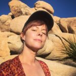 Lenka Instagram – Cheers from the high desert! I’ve nearly run out of moisturizer 😆
#joshuatree #hiking #margarita Joshua Tree, California