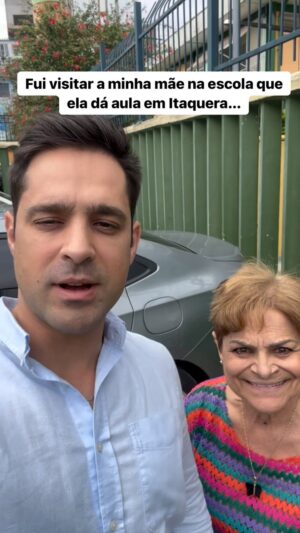 Leonardo Siqueira Instagram - As pessoas julgam! Eu estou acostumado!

Vêem as roupas que eu uso, os lugares que frequento, o diploma que eu obtive! E acha que ganhei tudo isso de graça. 

O que muitos não sabem é que cresci perto de Itaquera, sou filho de um professora que dá aula há 40 anos dentro comunidade, meu pai era mecânico de avião e faleceu quando eu tinha 18 anos. 

Entrei na FGV com bolsa. Fiz mestrado com uma vaquinha coletiva.

Mas tudo que fiz, foi porque minha mãe sacrificou as coisas, me mostrou a importância da educação e jamais desistiu da gente!