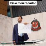 Leonardo Siqueira Instagram - Paro de falar ou não? Rs