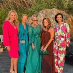 Leontine Borsato Instagram - Onwijs dankbaar dat ik met deze mooie en lieve vrouwen een paar dagen op het heerlijke eiland Sicilië mag zijn om de verjaardag van onze vriendin Lonneke te vieren. 🙌🏼🥂☀️♥️ dresscode color blocking 🤣 #delonnekemethode Club Med Cefalù