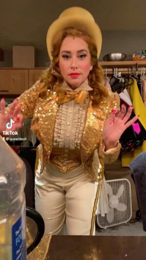 Lesli Margherita Instagram - DAMES AT SEA closing day @theaterbcp - so of course instead of a regular sappy post I made my cast do a Lizzo TikTok dance because duh. I’ve had a blast @dplimps @drewkingnyc @tortiz26 @bscjr @andymacktasticmusic @oops.a.daisy.jane @julzkavs @keeleycattt @briannajascione ❤️🤍💙