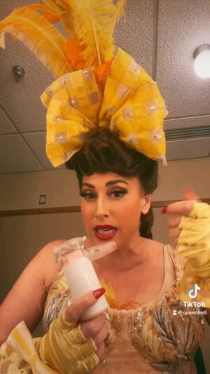 Lesli Margherita Instagram - I made this vid a month ago during Guys and Dolls. Never posted on here, but SOOO many of u peeps have been messaging moi asking about Saliné Dion, so here. Go get her. #amazoonpriiimé #chicken #meshnebulizer #fartparade