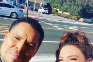 Lesli Margherita Instagram - Dear theater kids:
Pic one: The glamour of success that is all over ur feed slapping you in the face.

Pic Deux: The reality of the exact other side which includes exhaustion, sun blinding you and cars honking while u wait for the glamour in front of the Circle K across the street. 

On Le Socialè Meeds, it’s easy to see peeps (marshmallow or not) that seem so far ahead of you, living the life that may feel out of your reach. NOPE. Always remember the flip side. Keep working. Keep going. Keep peeping (marshmallow or not). Nothing is out of reach. You will get there. Err…to ur goals, not the Circle K…although listen- the 2 for $5 Gatorade has been saving moi.

*ps- come see the stupidly talented @phillipattmore and the rest of this amaze cast in the radness that is @darkofthemoonthemusical and maybe grab some Gatorade. Or Peeps. never mind u get it
xoxo aunti lesli