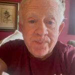 Leslie Jordan Instagram - Deck them halls, y’all. Love. Light. Leslie.