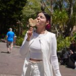 Lesslie Polinesia Instagram - Un hermoso cumpleaños 🎂 GRACIAS GRACIAS GRACIAS FAMILIA por ser parte de mi vida 🤍 LOS SUEÑOS CONTINÚAN… ✨🦋 #LessLoveDay Disney World