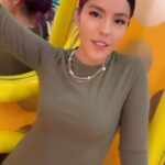 Lesslie Polinesia Instagram - GRWM para el PopUp store de @benefitmexico en New York 🗽 #PoreCare