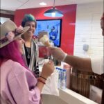 Lesslie Polinesia Instagram - Juegan con tus reflejos, movimientos y sentimientos con un helado 🍦😂 Emirate of Dubai