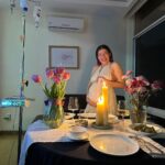 Lesslie Polinesia Instagram - Mi mes empezó con mucho trabajo y yo feliz de disfrutar el fin de año con la familia pero las cosas cambian y hay muchas veces que no lo puedes controlar. Lo más importante es la salud y hoy estoy trabajando para que bebé y yo estemos bien todos los días hasta que nazca 🥰 Gracias a todos por acompañarme y llenarnos de amor 🤍