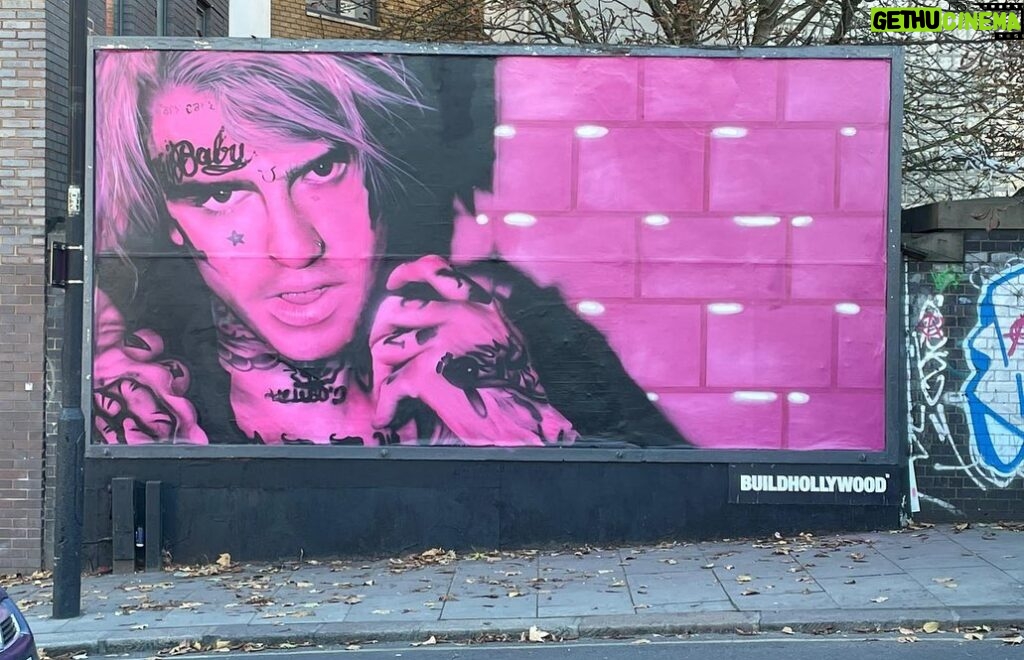 Lil Peep Instagram - Worldwide, we all miss you. Happy Birthday Gus. Mural in Mexico City at Ex fabrica de harina, CDMX.