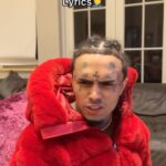Lil Pump Instagram - Tesla video ft @smokepurpp Smokepurpp drops in 4 days 🪓🪓 Comment “Tesla” if ur ready