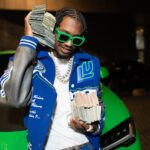 Lil Tjay Instagram - 700 hunnit in watches 700 in cash that’s 1.4 💰 We ain’t gon talk about the 20k for the drip that’s petty.. 💎🌍🥶 NEW MUSIC COMING SOON! #apskelly #5980rose #rm11 #rm30factory Happy Thanksgiving 感恩節快樂