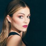 Lili Simmons Instagram - @mooganphoto 📸 @alixjm 💄 @e_mendez 💇‍♀️ dream team💃