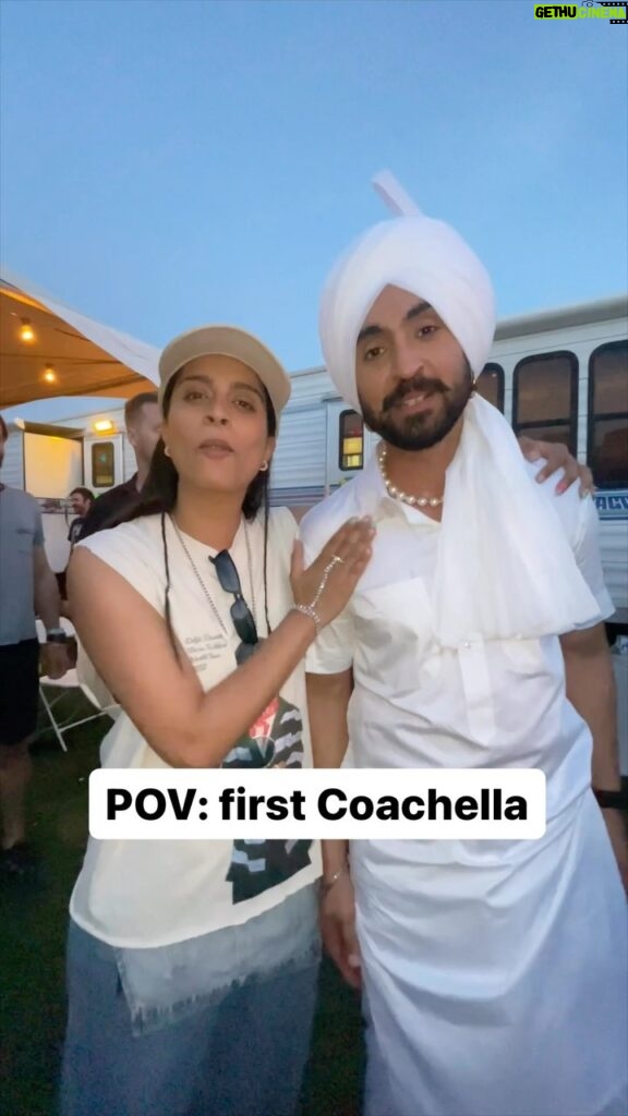 Lilly Singh Instagram - This is the joy that representation brings. Because we were born to shine baby! Thank you @diljitdosanjh for always inviting me to have a great time. Vibe teri meri definitely milthi ah. Here to support you always brother. Special shoutout to all the lovely Bhangra dancers I met backstage. Extra respect on your name because I know that life and it was 10000 degrees on that stage. Proud of you. I’m writing this caption while doing bhatka in your honour. So much greatness can happen when we support each other. I’m so proud of this moment and cannot wait for several more just like it! WE OUT HERE! HURRRRRR!!! #coachella #diljitdosanjh