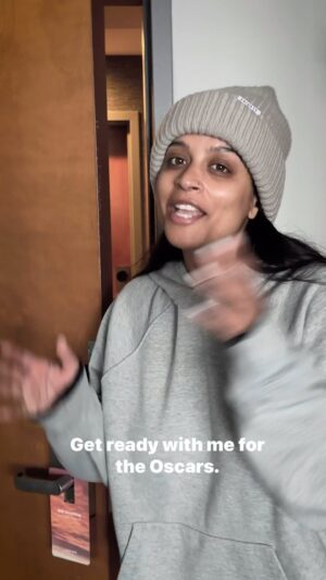 Lilly Singh Instagram - It takes a VILLAGE to get ready for the #Oscars 😅 and to that village, I thank you ❤️ #GRWM 

Outfit: @csiriano 
Shoes: @prada 
Jewlery: @shayjewelry @anabelachan
Styling: @desireemorales 
Hair: @sonia_singh_89 
Makeup: @prernaco 
Glam Shot: @eentertainment 

Thank you! I’ve never received so many compliments on my look! Had me feeling 💯