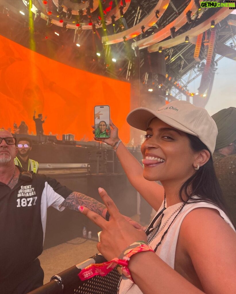 Lilly Singh Instagram - HANJI. My brother @diljitdosanjh turned #coachella into a Mela 🎇 I’ve never been to Coachella before and admittedly never really had a desire to go. But when your boy is putting on for the culture and making history, there’s no question I was going to do the 6 hour total commute and support. And I would do it 5 times over again for the GOAT. So proud of Diljit for not only pushing the limits, but doing it with grace and swag on 💯. On a personal note, I also greatly appreciate how supportive Diljit is of me and how vocal he is in general about supporting eachother, especially Desi women. That’s on some culture changing, role model behaviour. Thank you for your example and amplification of love 🙏🏽 On another note, I simply HAVE TO give a major shout out to @sonalisingh who is the mastermind beside Diljit and makes things like Coachella happen. She’s the hustler that helps make the history and her existence is so important. Thank you for all that you do ❤️ Also hi mom, I’ll always FaceTime you when I’m with Diljit because I love you and also I know you’ll get mad if I don’t 😘 And the LAST thing I’ll say is, never sleep on Punjabis. That crowd was more lit and louder than any other section of the festival and I said what I said. Good day. #diljitdosanjh 🐐 Coachella Music Festival