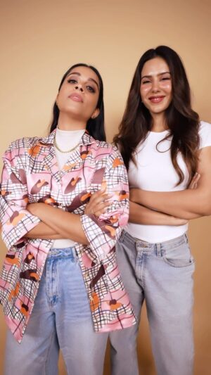 Lilly Singh Instagram - The Punjabi Sisterhood is Strong. @lilly x @sonambajwa ❤️

Gone are the days of Brown women competing against other Brown women. They want us to think there’s only room for one of us, but we’re too smart for that. We all grew up being compared to our cousins, but now we don’t entertain that. And when we see eachother win, we stand up and cheer for that. Because together we are stronger. Period. This is the culture. 

Kuriyan Brown 👑