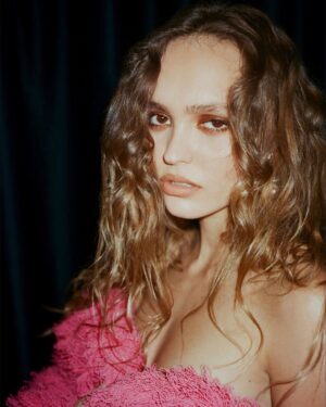 Lily-Rose Depp Instagram - 🍒

@interviewmag September issue shot by @pierreangecarlotti ♥️ thank you so much @melzy917 and my honey @jeremyoharris for having me, had the most fun getting dolled up by such a perfect team :’) @marcgoehring @mr_alexandrycosta @stephane_marais_officiali @alexandrajanowski xoxo