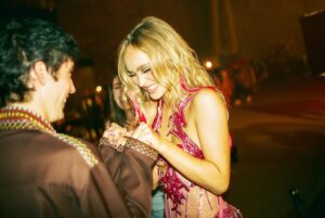 Lily-Rose Depp Instagram - The idol premieres tonight <3 
I can’t put into words how I’m feeling right now! This show and the people I was lucky enough to make it with mean everything to me. Shooting it was the most special experience I’ve ever had, and I thank my lucky stars every day for the most beautiful little family we all built together. My idol fam you know who you are- I love you guys so much. 
Sam and Abel, thank you for letting me be your Jocelyn. I’m still pinching myself that you picked me. Thank you for making my dreams come true, I love you both forever. 

Can’t wait for you guys to meet our family…. Xoxoxoxo 9PM ET ON @hbo @streamonmax Let’s gooooooo!!!!!!! 
😭🥺🤯❤️
@samlev00 @theweeknd @theidol