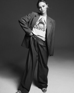 Lily-Rose Depp Instagram - @i_d by my one and only  @karimsadli 
Thank You @alastairmckimm & beautiful team <3