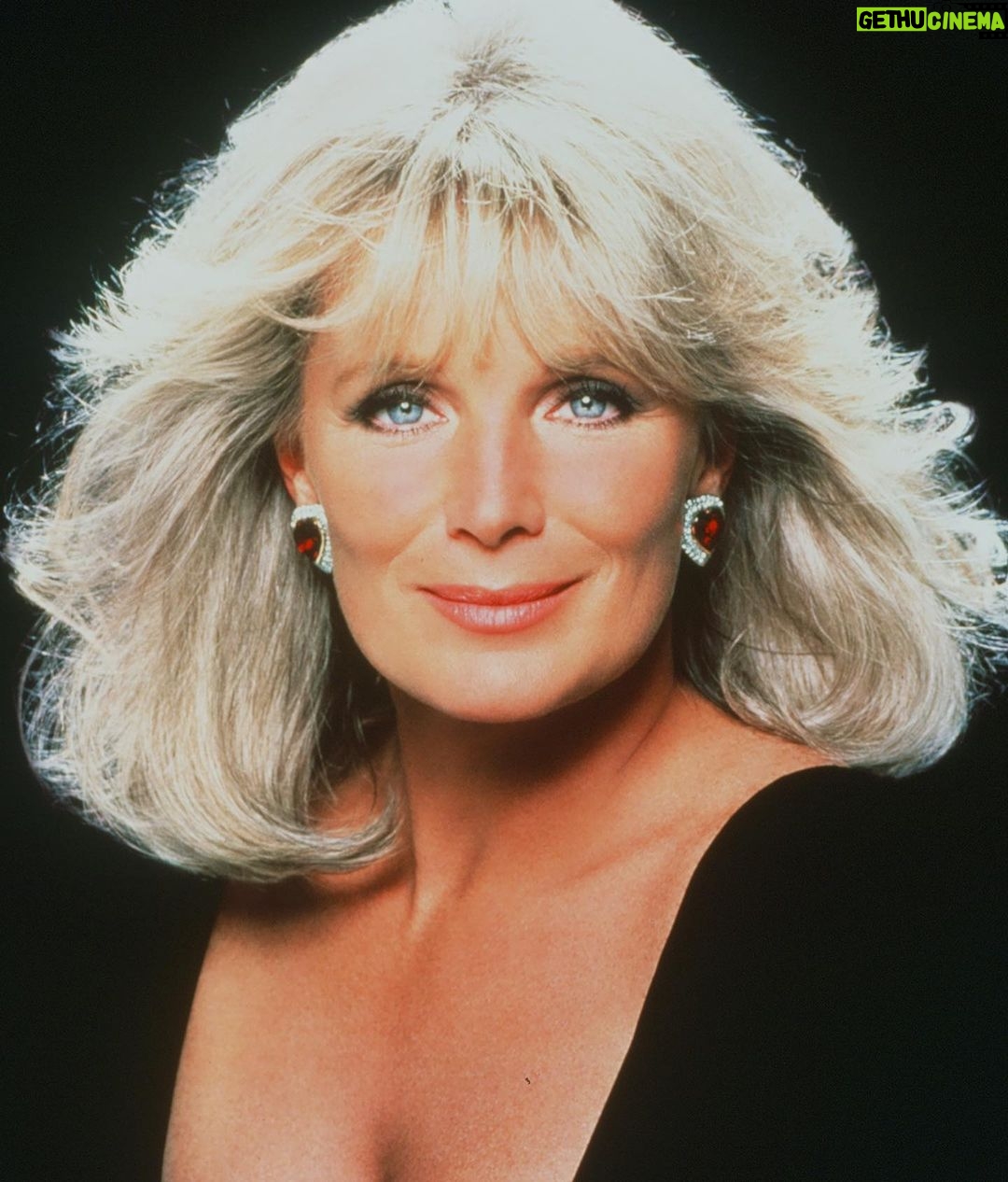 Linda Evans Instagram – Arriving at a crossroad in life is always an ...