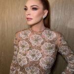 Lindsay Lohan Instagram - This is what #FallingForChristmas looks like 💎 ❤️🌲🎉 NYC