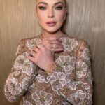 Lindsay Lohan Instagram - This is what #FallingForChristmas looks like 💎 ❤️🌲🎉 NYC