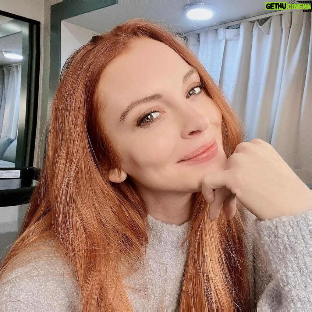 Lindsay Lohan Instagram - 🩵 Happy Monday 🩵