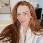 Lindsay Lohan Instagram - Love starting my day with my favorite @PeterThomasRothOfficial Eye Patches! ☺️ #PTRpartner
