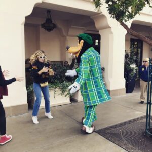 Lindsey Gort Instagram - happiest place on earth, except for Goofy, who i had to stalk for a block to get a picture with him. sheesh.
