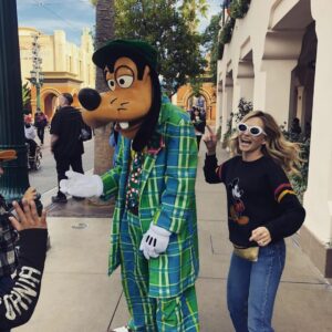 Lindsey Gort Instagram - happiest place on earth, except for Goofy, who i had to stalk for a block to get a picture with him. sheesh.