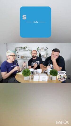Lisa Lampanelli Instagram - Watch @beaumcdowellcomedy finally run out of steam in this SNEAK PEEK of Tuesday’s episode on Loneliness.
—

Losers with a Dream podcast available on ITunes, Spotify and YouTube. New episodes every Tuesday at 8 am EST. LINK IN BIO. 

#recovery #podcast #podcastersofinstagram #podcasters #recoverypodcast #traumarecovery #selfhelp #selfcare #comedy #addiction #funny #selflove #standupcomedy #comedypodcasters