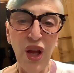 Lisa Lampanelli Instagram - It’s Wednesday so we’re judgin’ shit. Leave a comment and let us know what YOU’RE judging today. 

Losers with a Dream podcast available on ITunes, Spotify and YouTube. New episodes every Monday at 8 am EST. LINK IN BIO. 

#recovery #podcast #podcastersofinstagram #podcasters #recoverypodcast #traumarecovery #selfhelp #selfcare #comedy #addiction #funny #selflove #standupcomedy
