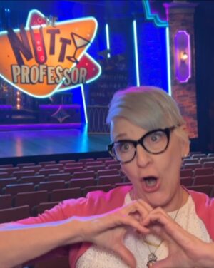 Lisa Lampanelli Instagram - Comedienne Lisa Lampanelli (@lisalampanelli) shares her unabashed LOVE for the new musical THE NUTTY PROFESSOR 💗

#nuttyprofessor #ogunquitplayhouse #lisalampanelli