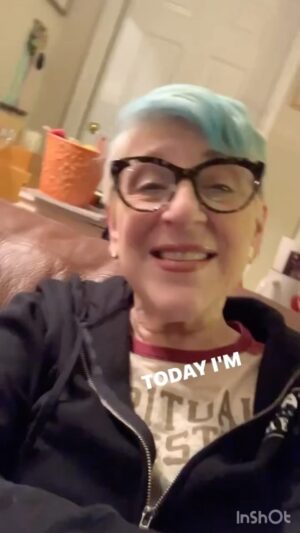 Lisa Lampanelli Instagram - Feeling especially judge-y on this Judgment Wednesday. What are YOU judging today?
—
Losers with a Dream podcast available on ITunes, Spotify and YouTube. New episodes every Tuesday at 8 am EST. LINK IN BIO. 

#recovery #podcast #podcastersofinstagram #podcasters #recoverypodcast #traumarecovery #selfhelp #selfcare #comedy #addiction #funny #selflove #standupcomedy #comedypodcasters